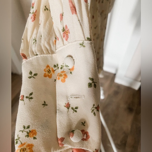 Reformation lumiere dress 💐 - Picture 4 of 4